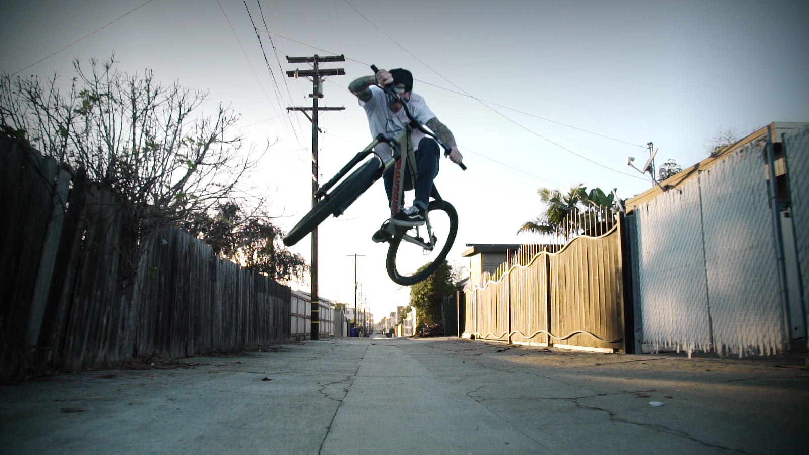 Tommy Zula: Alone In My City